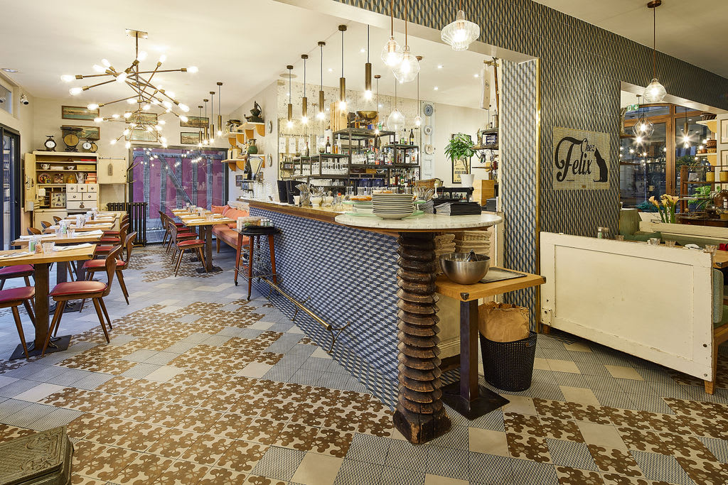 Agencement Chez Félix — Bar & Restaurant sur mesure