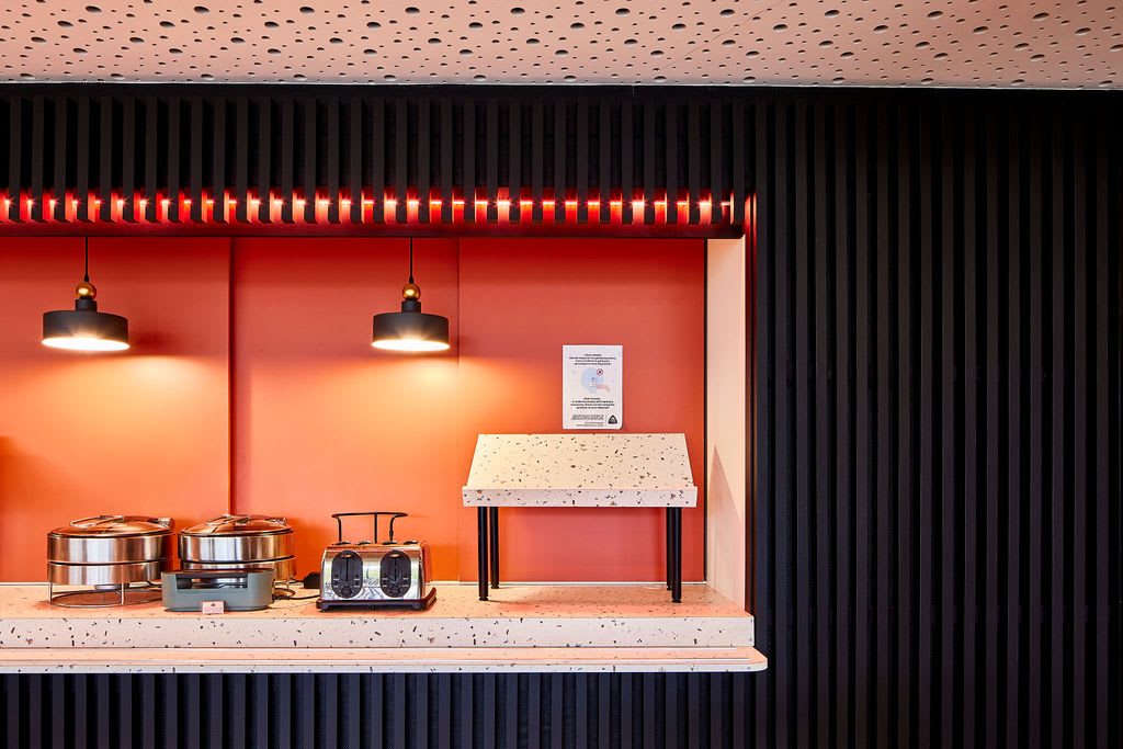 Hôtel Akena — Hôtel