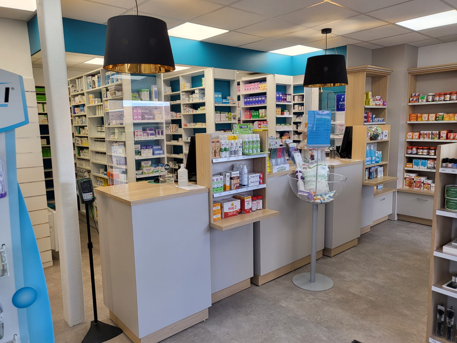 Agencement Pharmacie de Loisy sur Marne — Pharmacie — Photo 2 — Loisy sur Marne