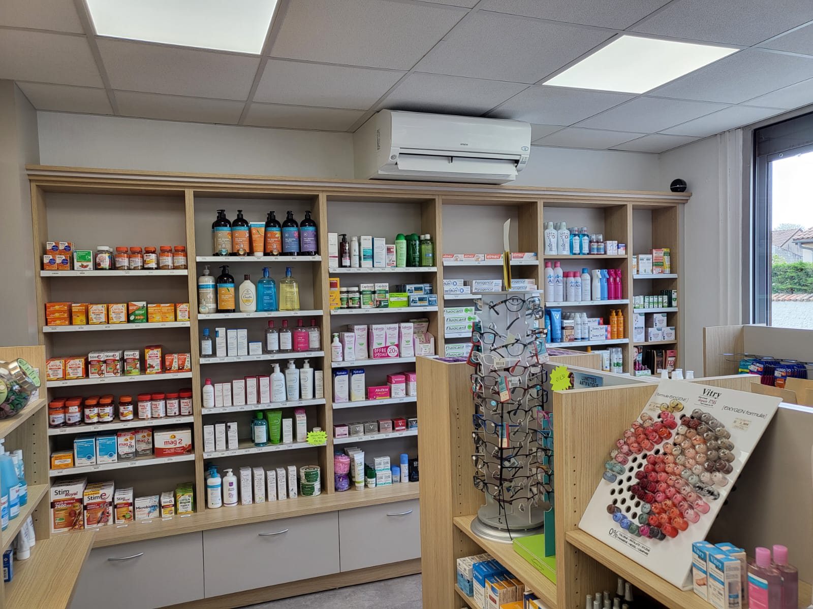 Agencement Pharmacie de Loisy sur Marne — Pharmacie — Photo 3 — Loisy sur Marne