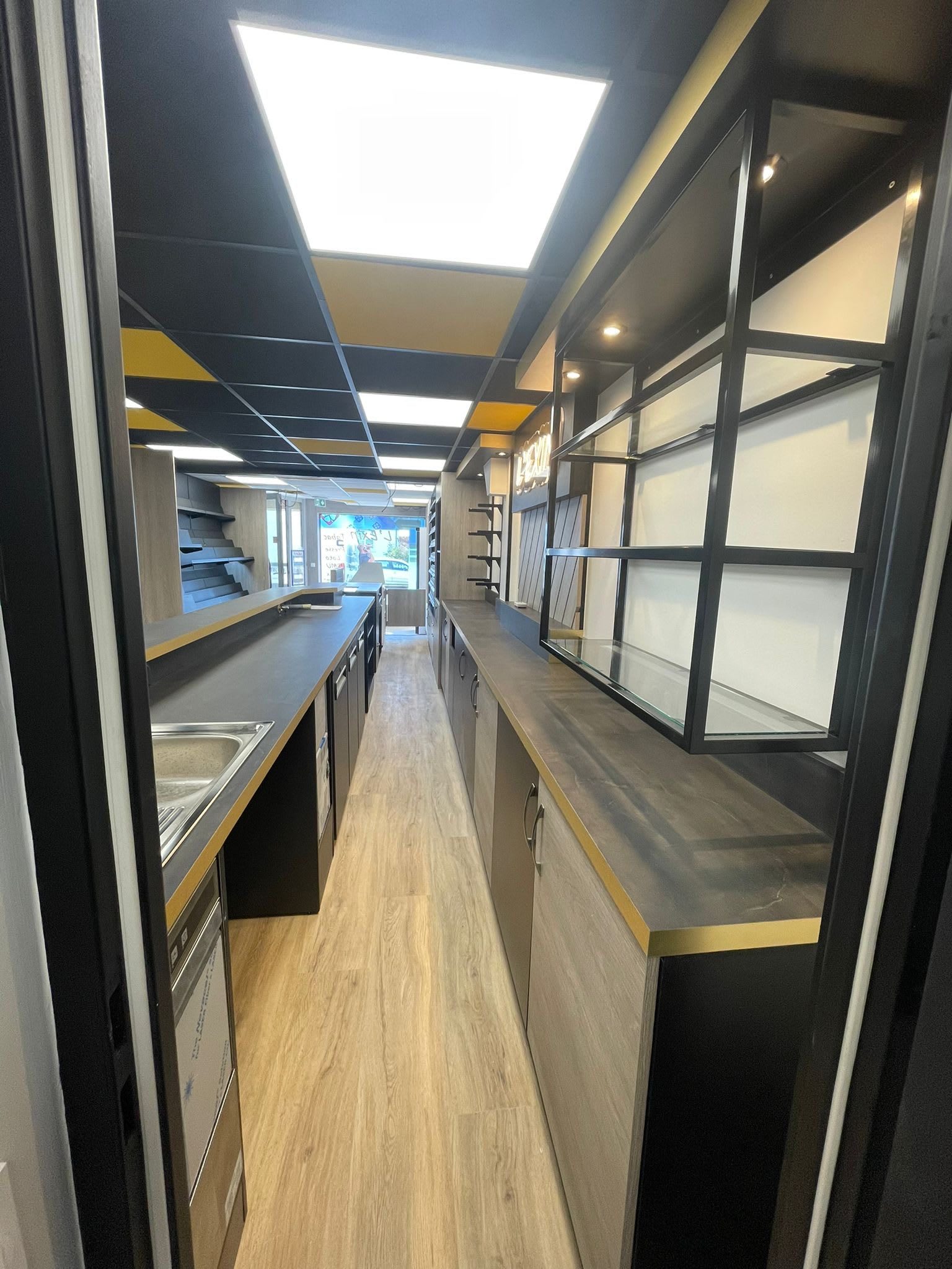 Agencement Tabac l’EXIN — Tabac & Presse — Photo 9 — EXINCOURT (89)