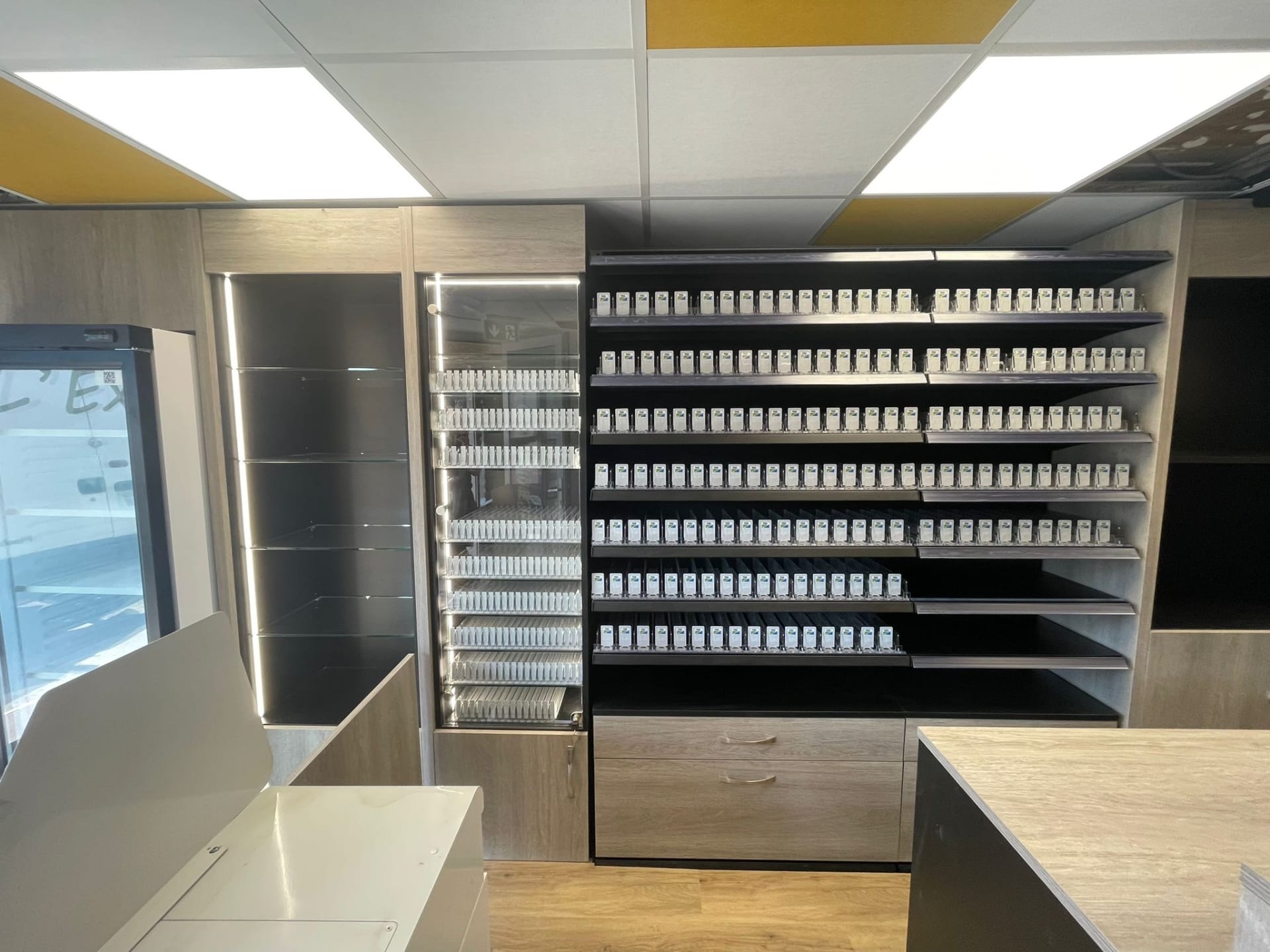 Agencement Tabac l’EXIN — Tabac & Presse — Photo 11 — EXINCOURT (89)