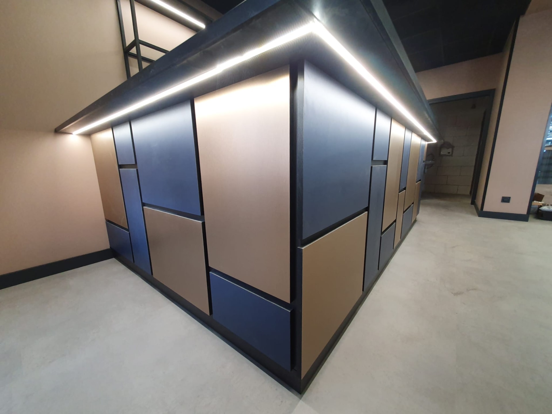 Agencement Bar Tabac Aéroport — Tabac & Presse — Photo 6 —  Auxerre (89)