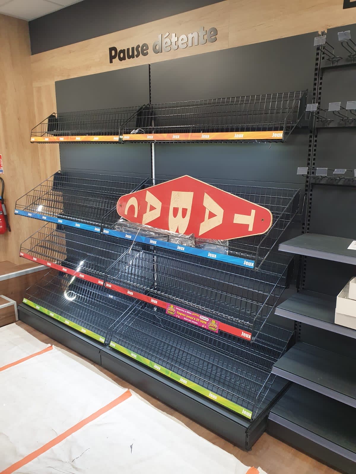 Agencement Tabac D'JO  — Tabac & Presse — Photo 9 — Sens (89)