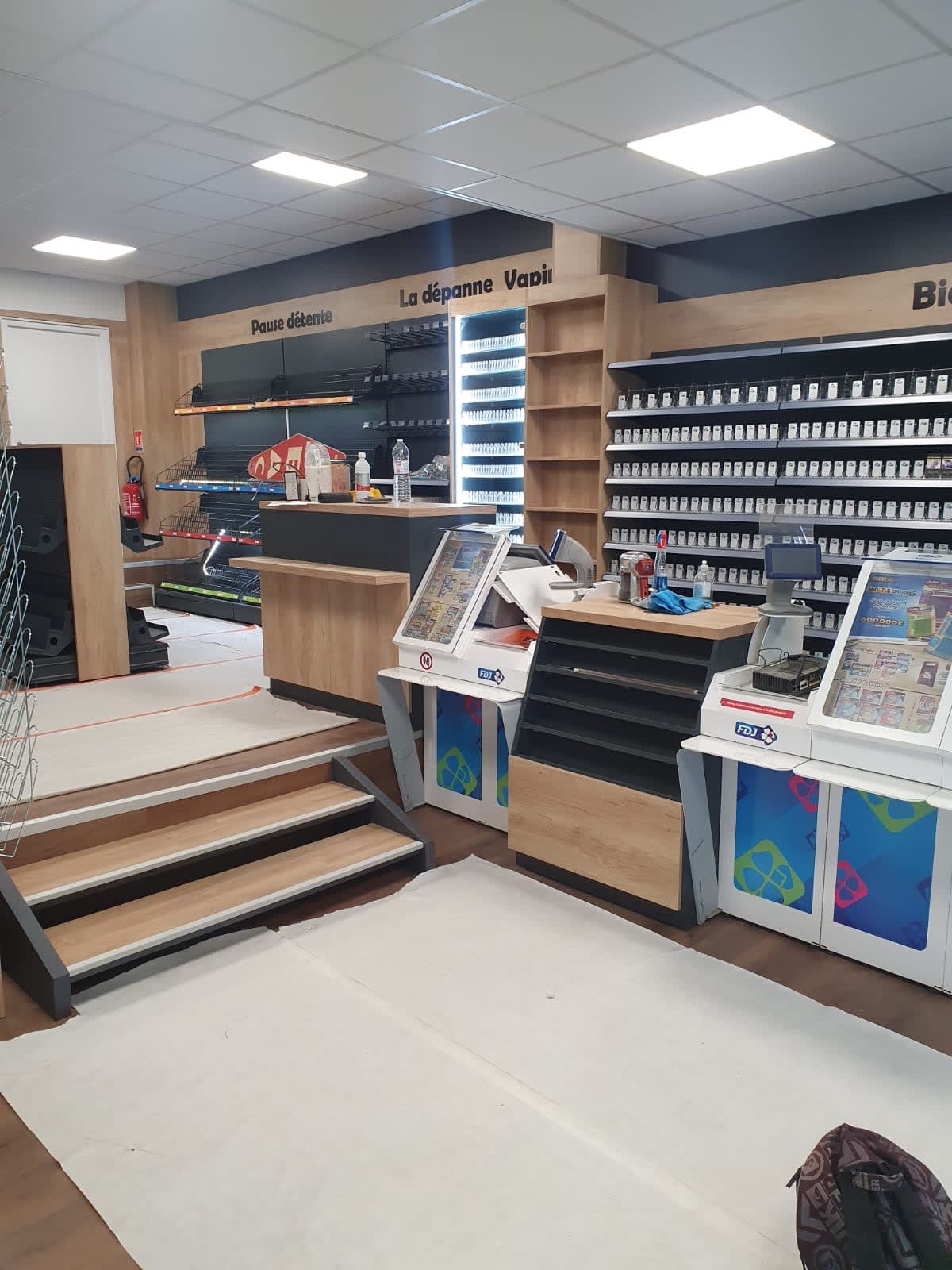 Agencement Tabac D'JO  — Tabac & Presse — Photo 14 — Sens (89)