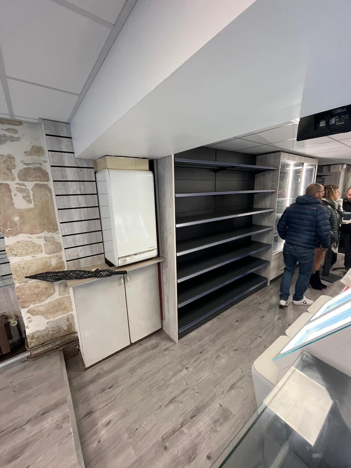 Agencement Bar Tabac Le Khedive — Tabac & Presse — Photo 3 — Epernay (51)