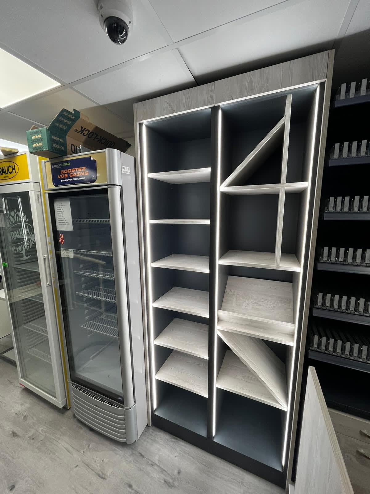 Agencement Bar Tabac Le Khedive — Tabac & Presse — Photo 14 — Epernay (51)