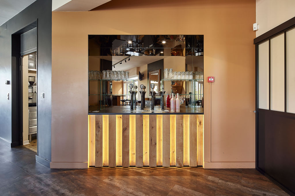 Agencement L'Auberge du Lac — Bar & Restaurant — Photo 6 — Mesnil Saint Père (10)