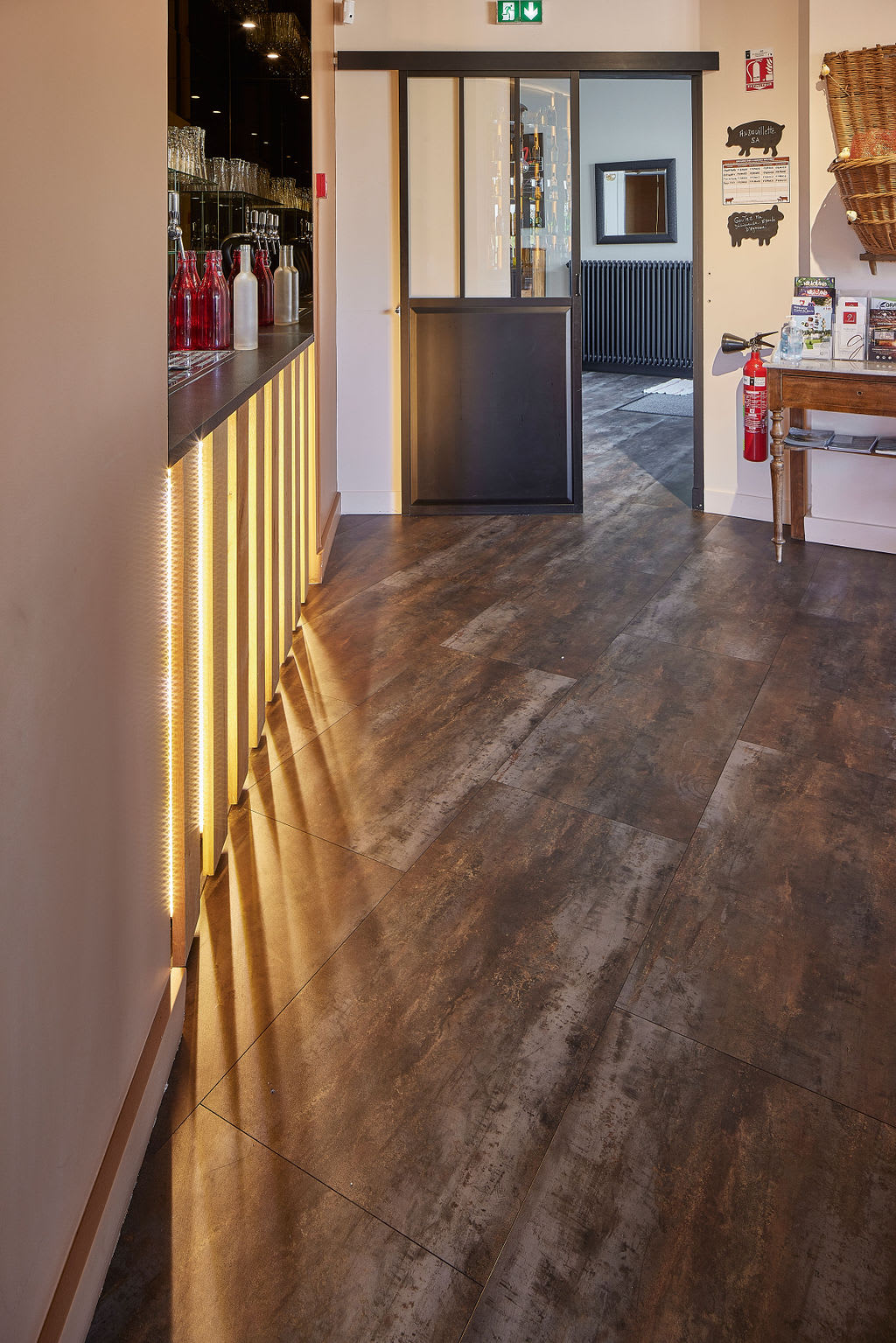 Agencement L'Auberge du Lac — Bar & Restaurant — Photo 7 — Mesnil Saint Père (10)