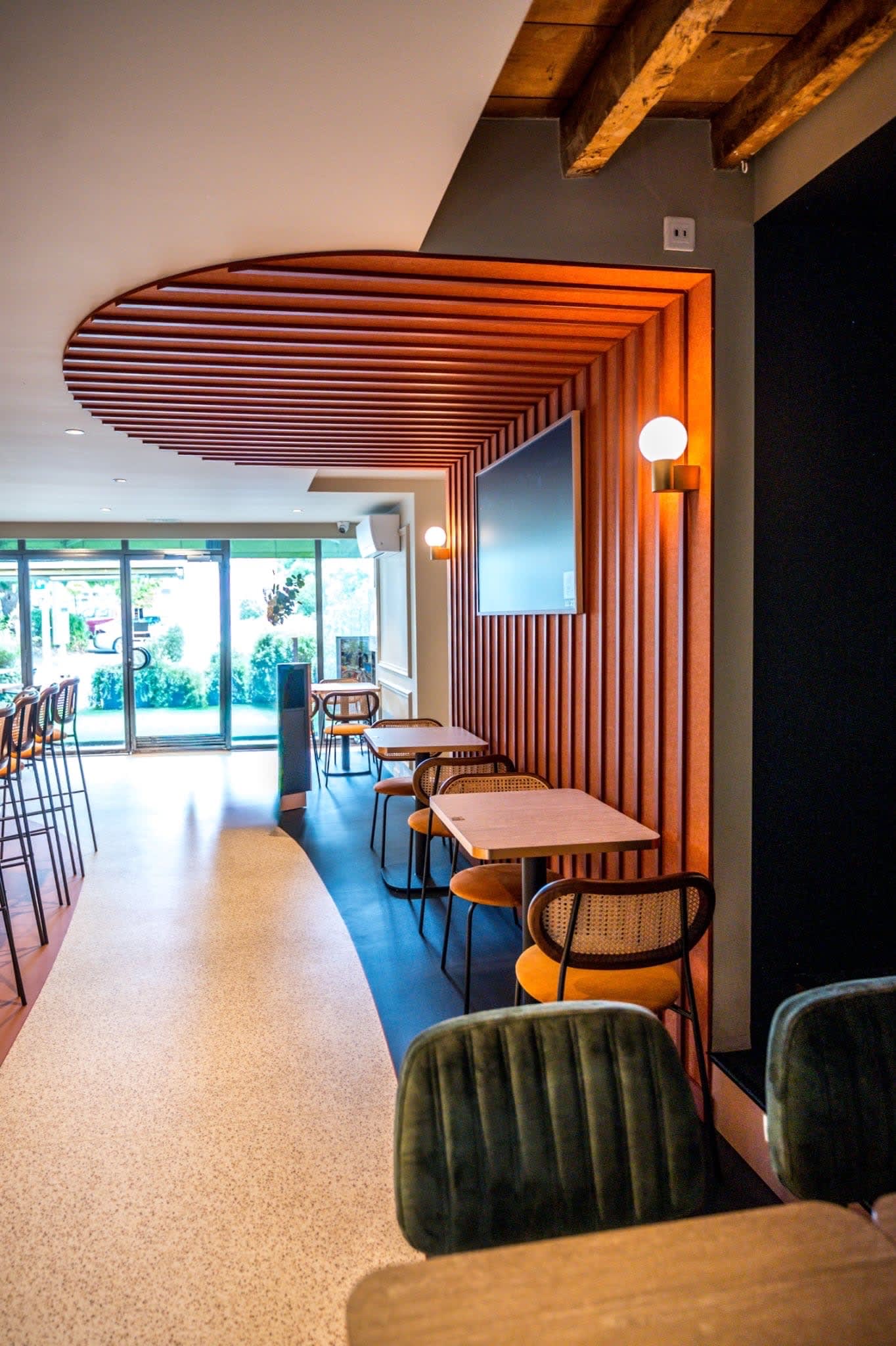 Agencement Au Bistrot — Bar & Restaurant — Photo 21 — Troyes (10) 