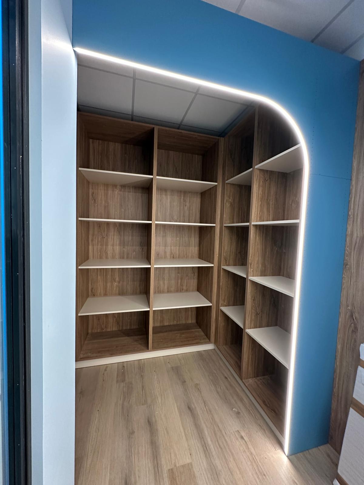 Agencement Eau Divine Piscines — Espaces Corporate — Photo 3 — Saint Julien les Villas (10)