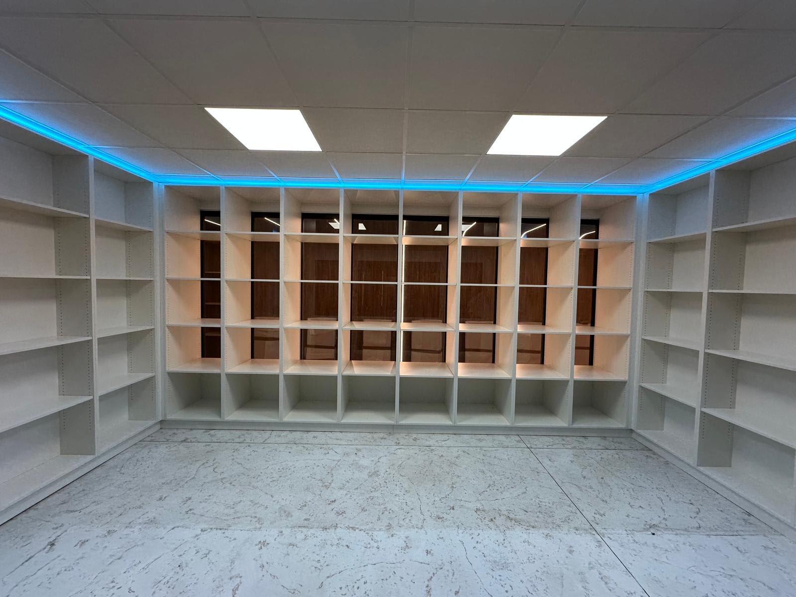 Agencement Eau Divine Piscines — Espaces Corporate — Photo 4 — Saint Julien les Villas (10)