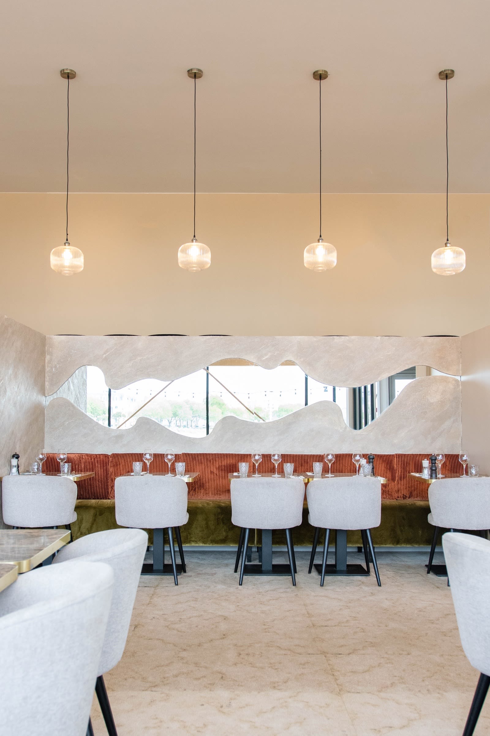 Agencement NAIA — Bar & Restaurant — Photo 6 — Saint Nazaire (44)