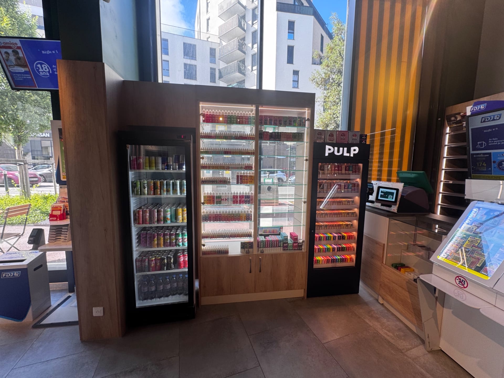 Agencement O' MATHURINS — Tabac & Presse — Photo 4 — BAGNEUX