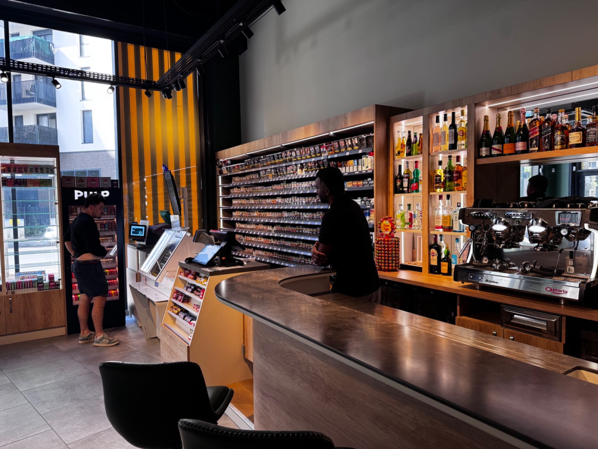 Agencement O' MATHURINS — Tabac & Presse — Photo 14 — BAGNEUX