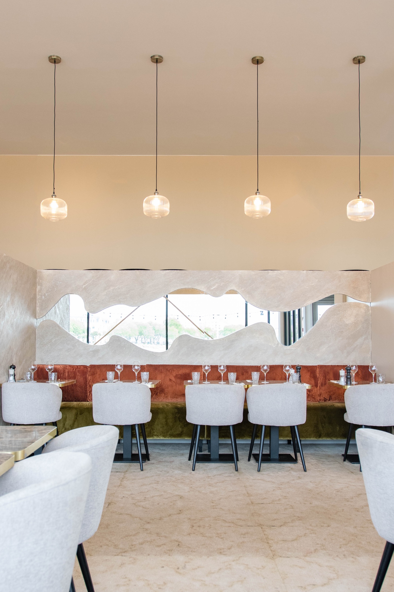 Agencement NAIA — Bar & Restaurant — Photo 6 — Saint Nazaire (44)