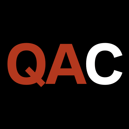QAC לוגו בקע כהה