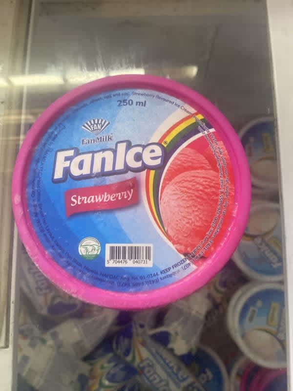 Fan Ice Strawberry
