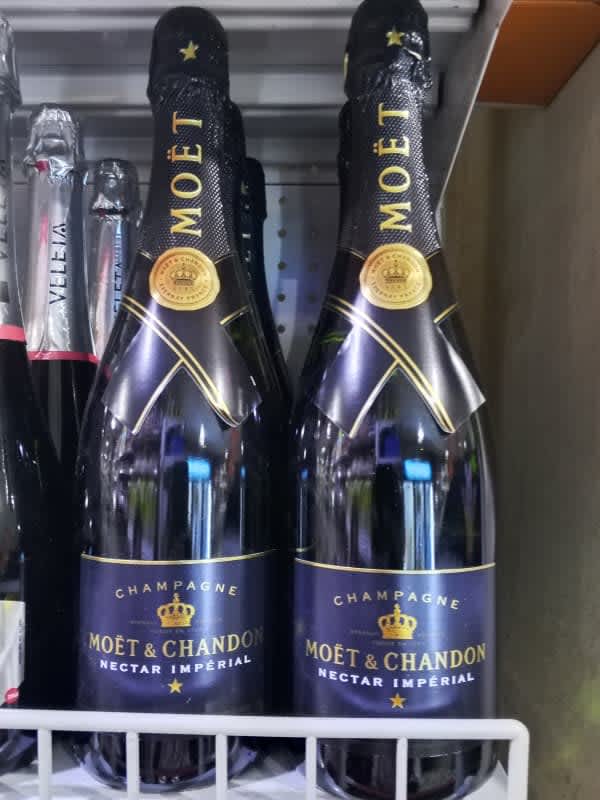 Moet & Chandon (Champagne)