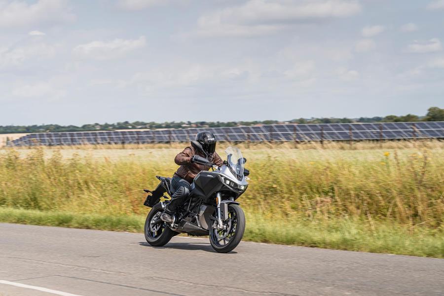 {'Why the DSR is a Great Choice for Commuting'}