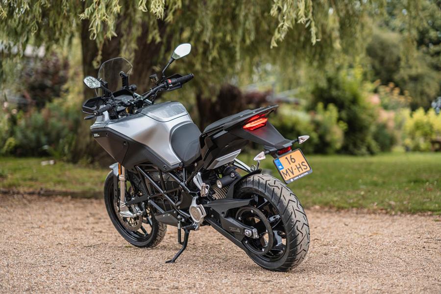 {'Cornering and Braking Performance'}