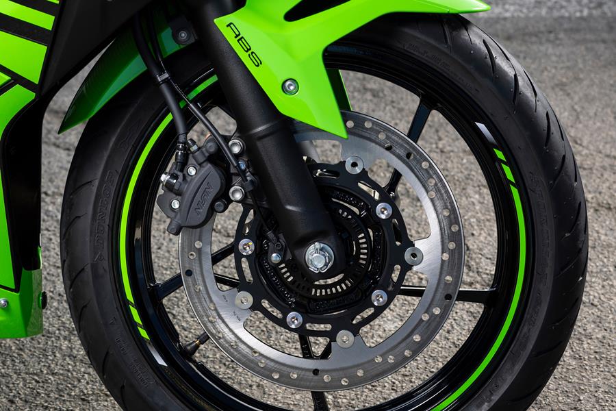{'Rear Suspension and Comfort'}