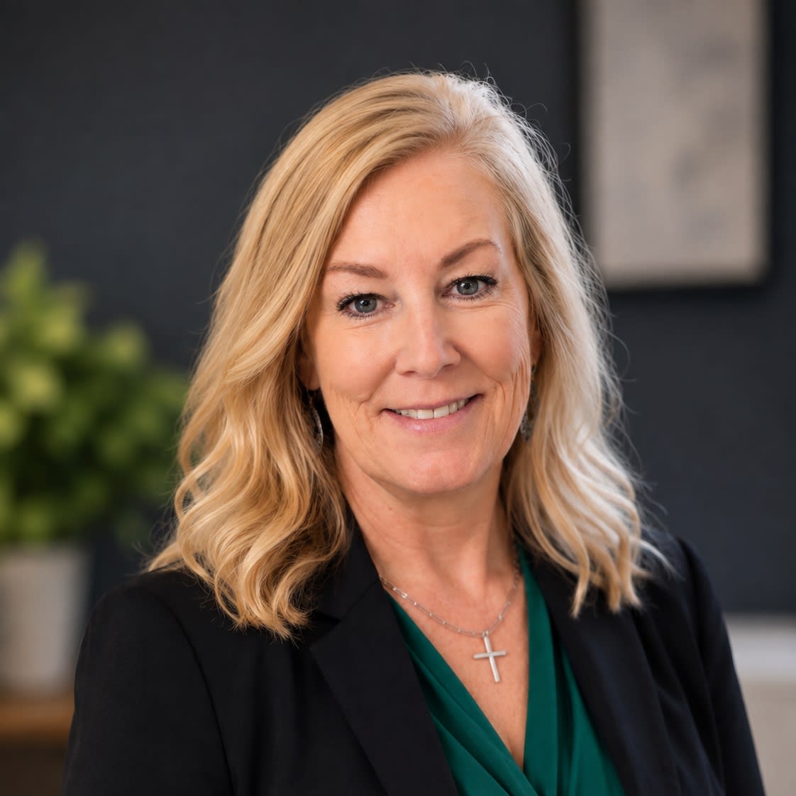 Kari Holmtrom