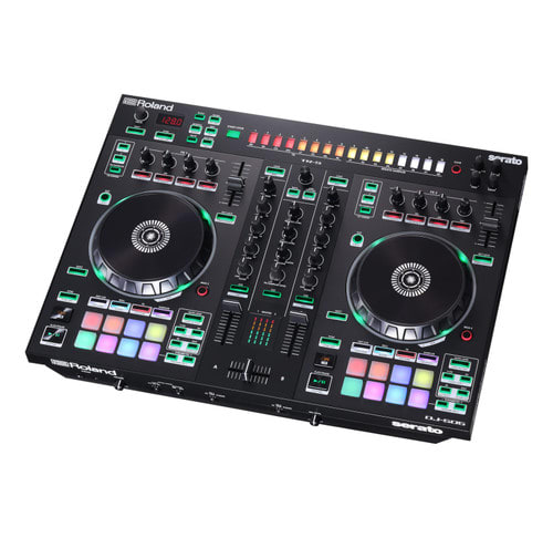 DISCONTINUED] Roland DJ-202 2-Channel Serato DJ Controller - Sound 