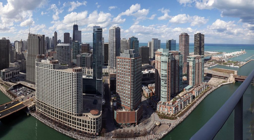 Crosspost from YoChicago - When you relocate to Chicago, start with a short-term furnished apartment