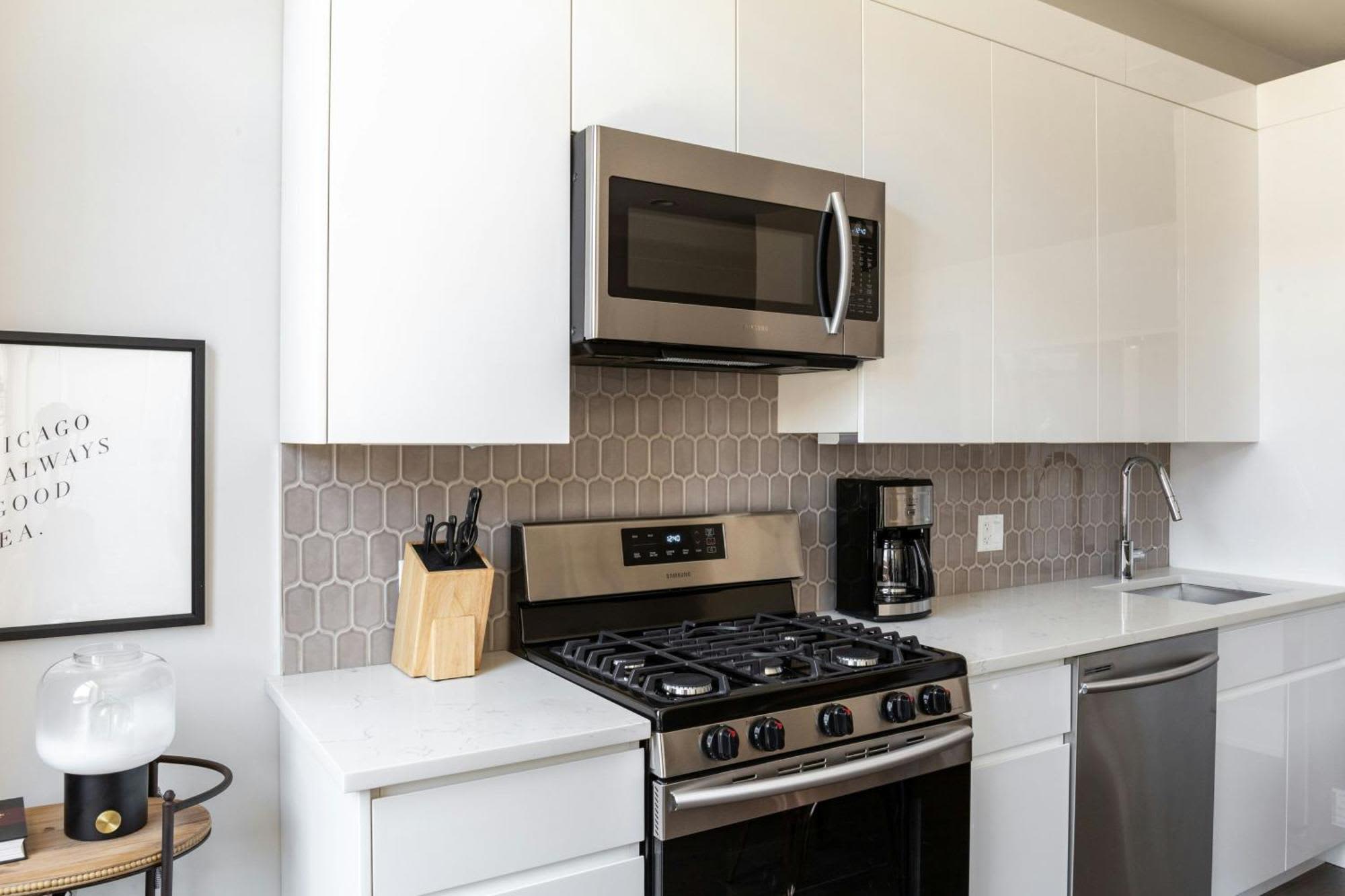 314 S Halsted Kitchen