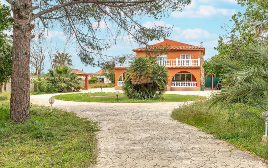 Chalets Independient en venta en Calle Migjorn