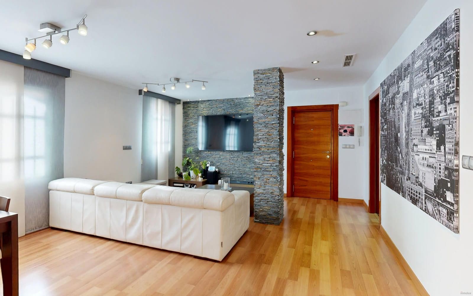 Piso en venta en Calle Jacinto Benavente miniatura 1