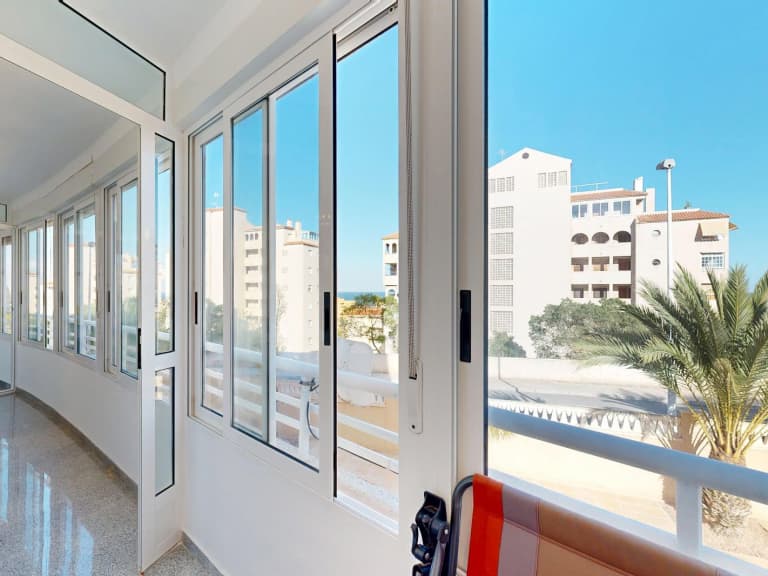Piso en venta en Los Arenales del Sol