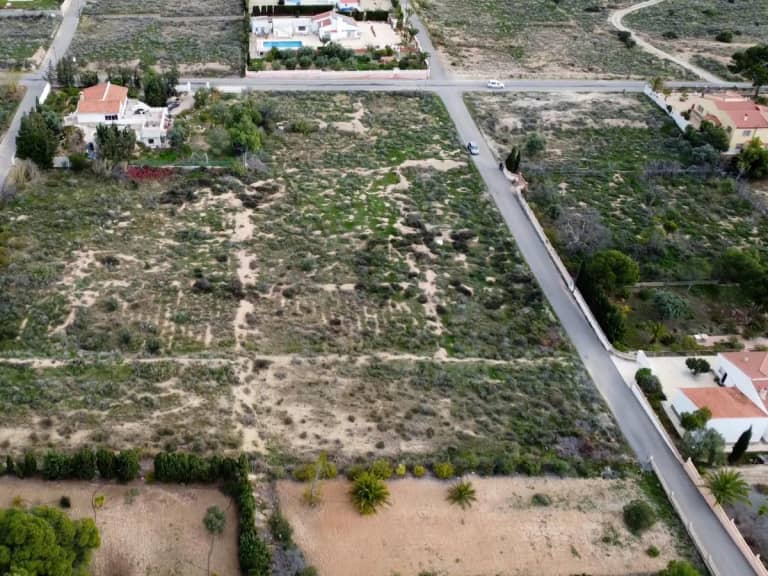 Parcela for sale in Calle Travadell