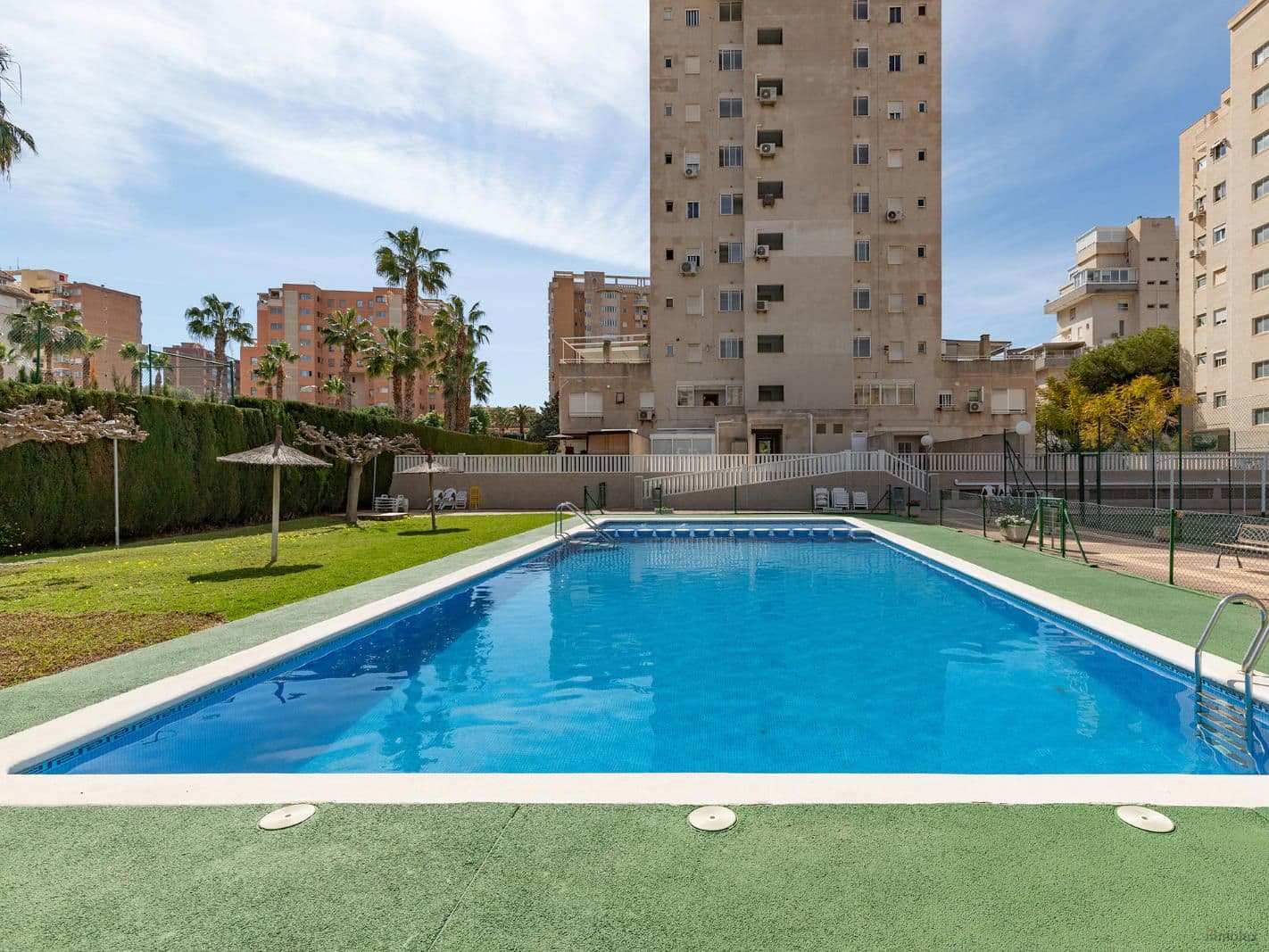 Piso for sale in Calle Arpon