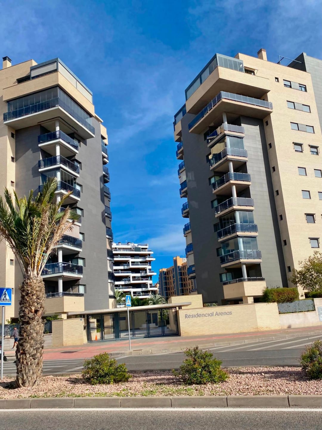 Plaza de Garaje en el Pau-5, Residencial Arenas