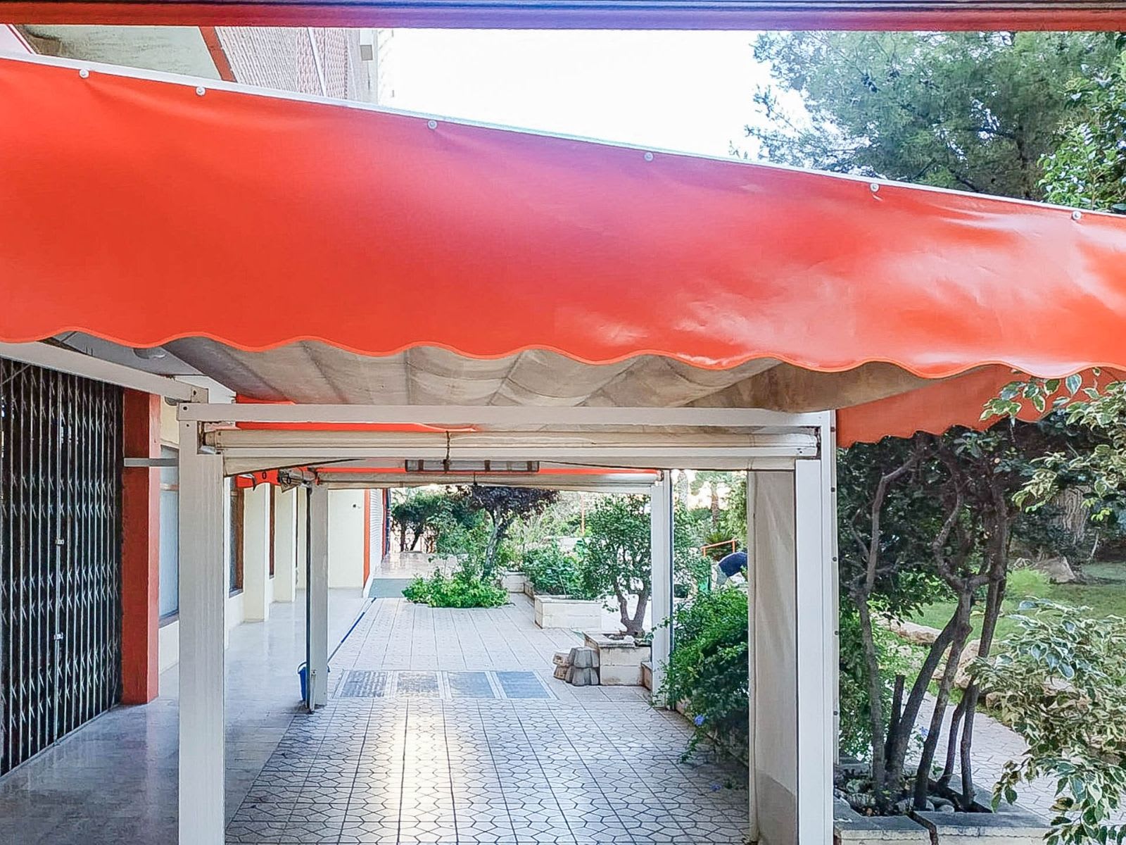 Commercial Premises in the Port of Campello