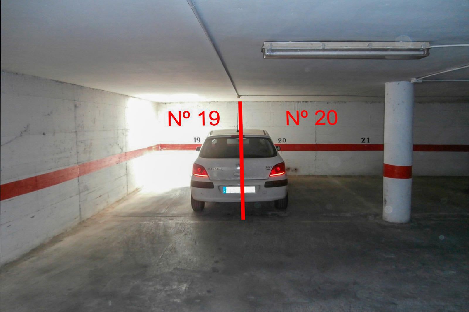 Place de Parking a Vendre Avec Acces Facile a la Plage D'albufereta