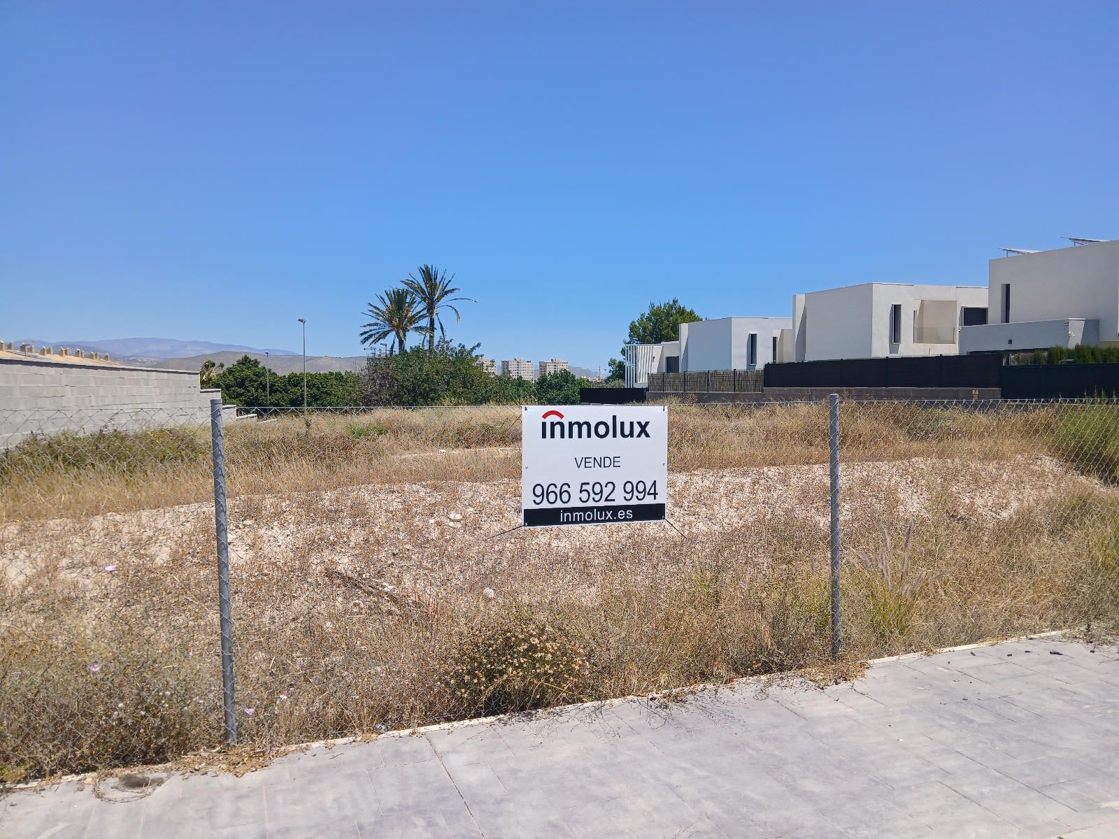 Parcela urbana en Calle Séquia – La Font, Sant Joan d'Alacant