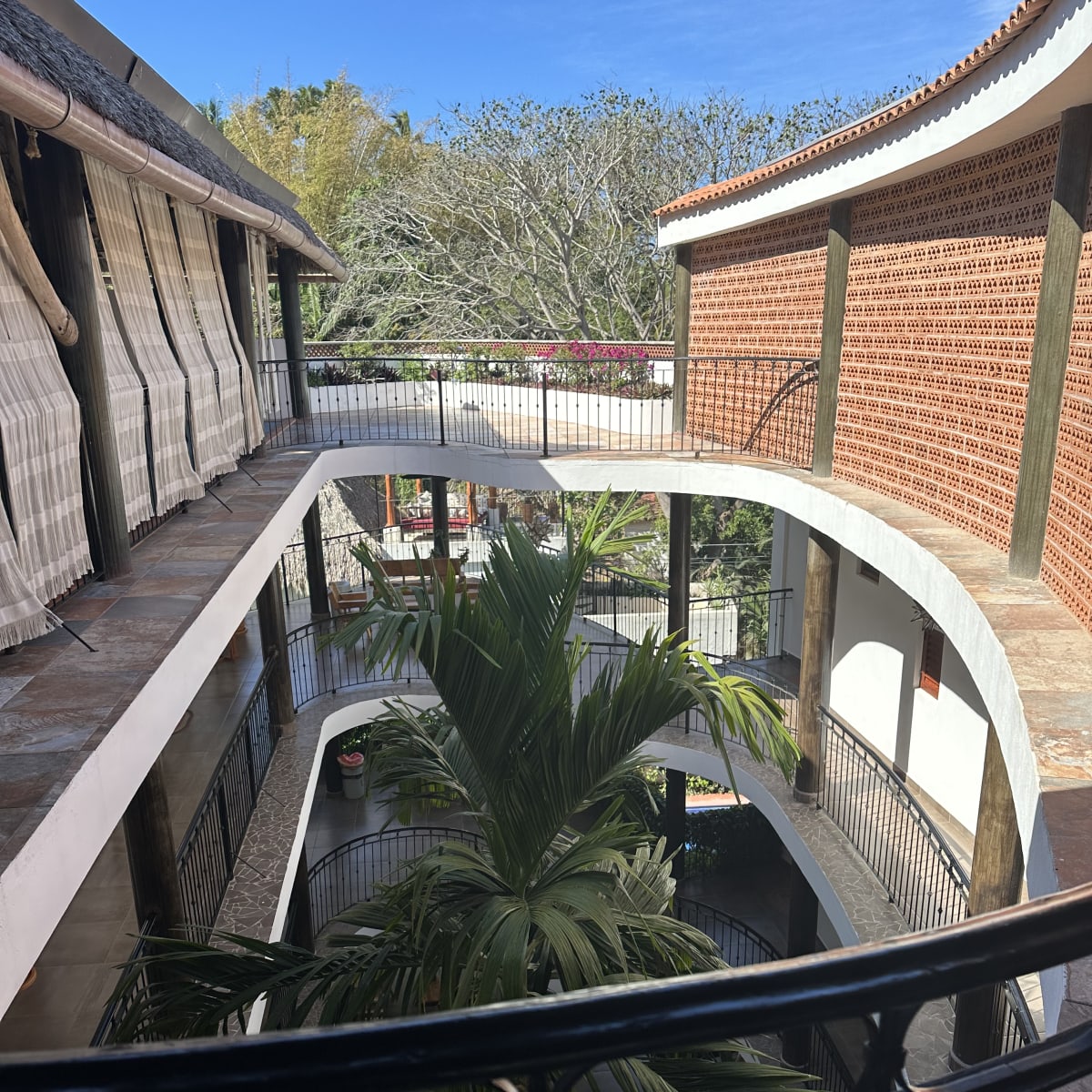 Sun in Sayulita: vibrant beach life and surf culture.