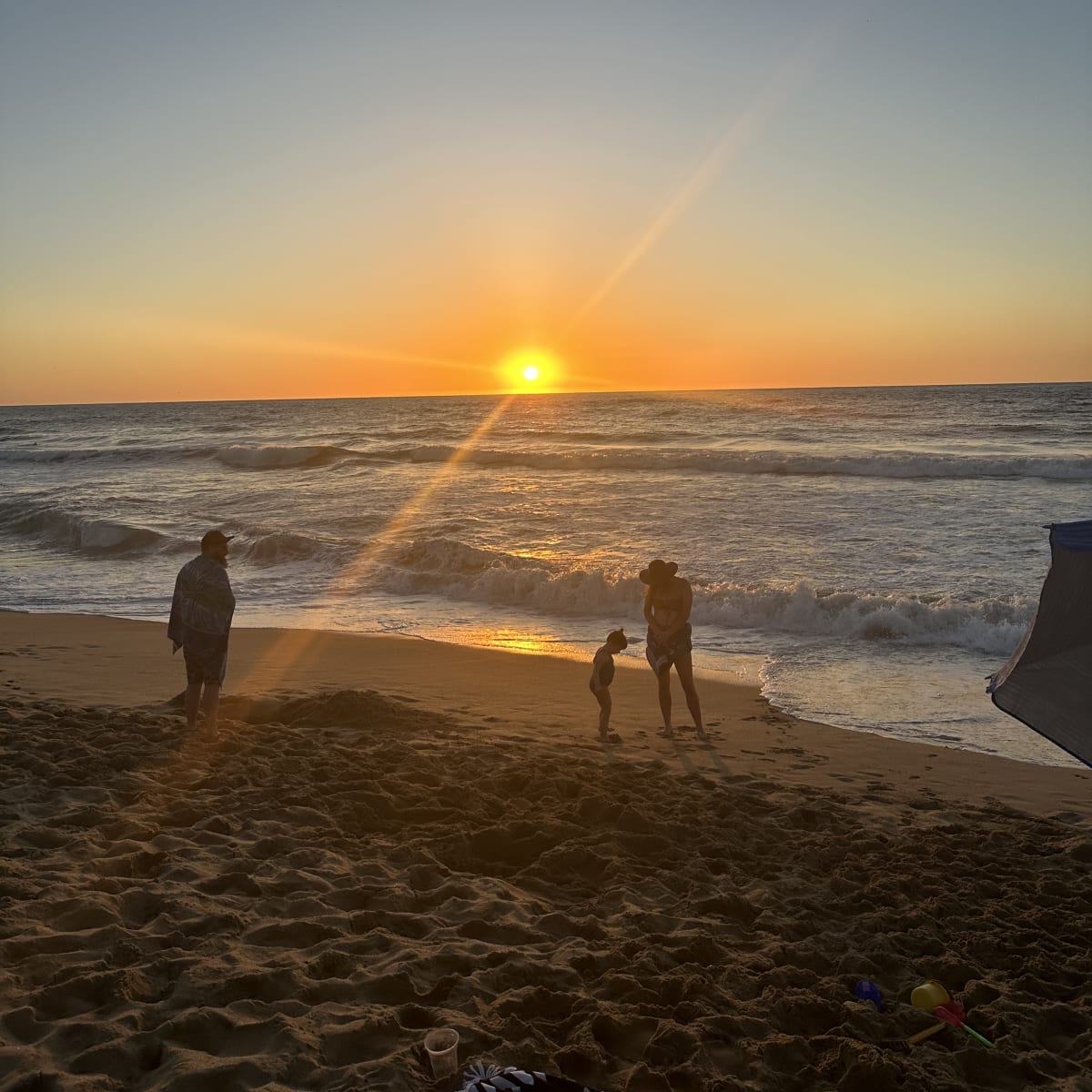 Dynamic Sayulita vibe with urban coastal flair.
