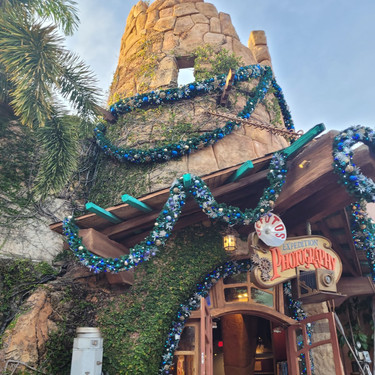 Islands of Adventure shop