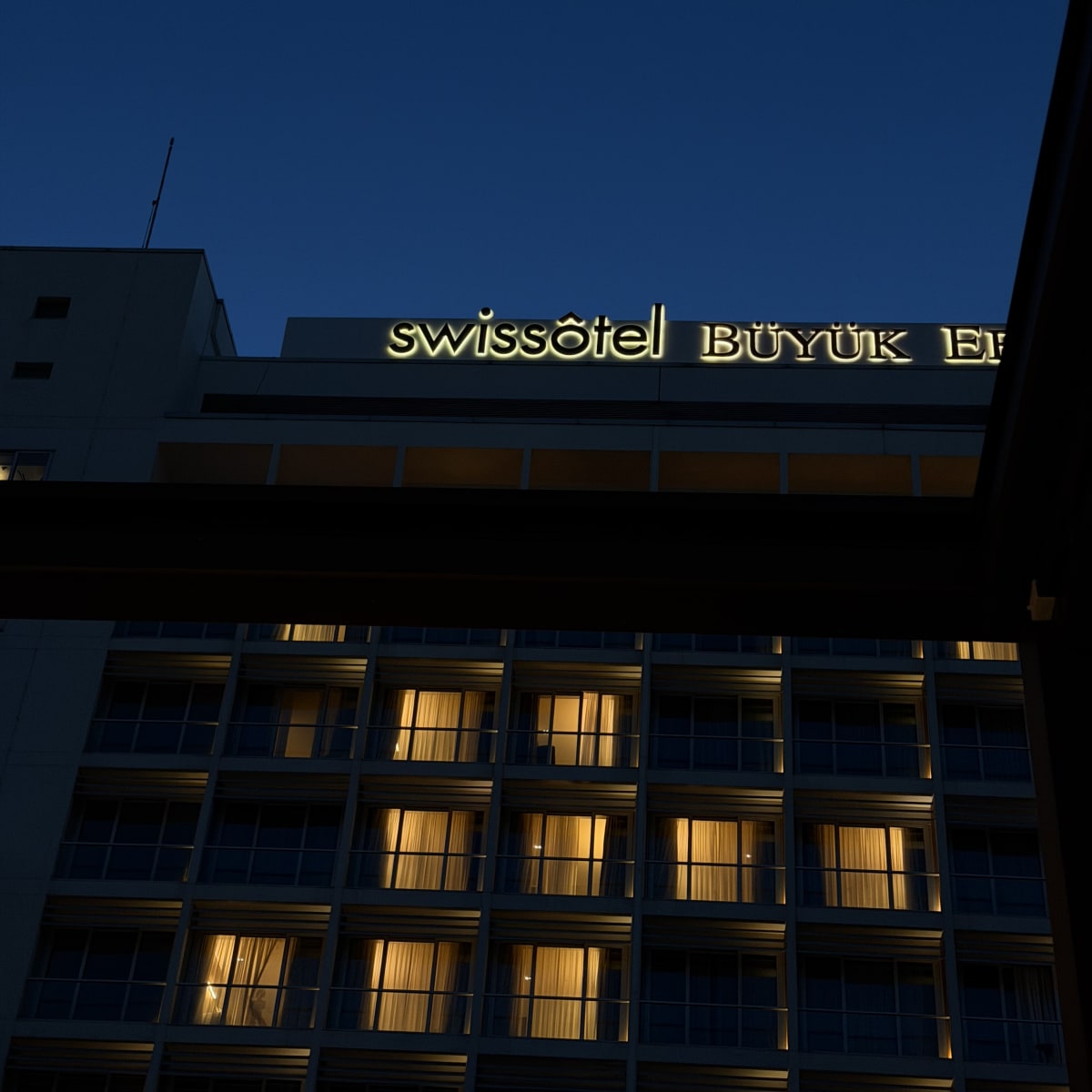 swissotel buyuk efes izmir