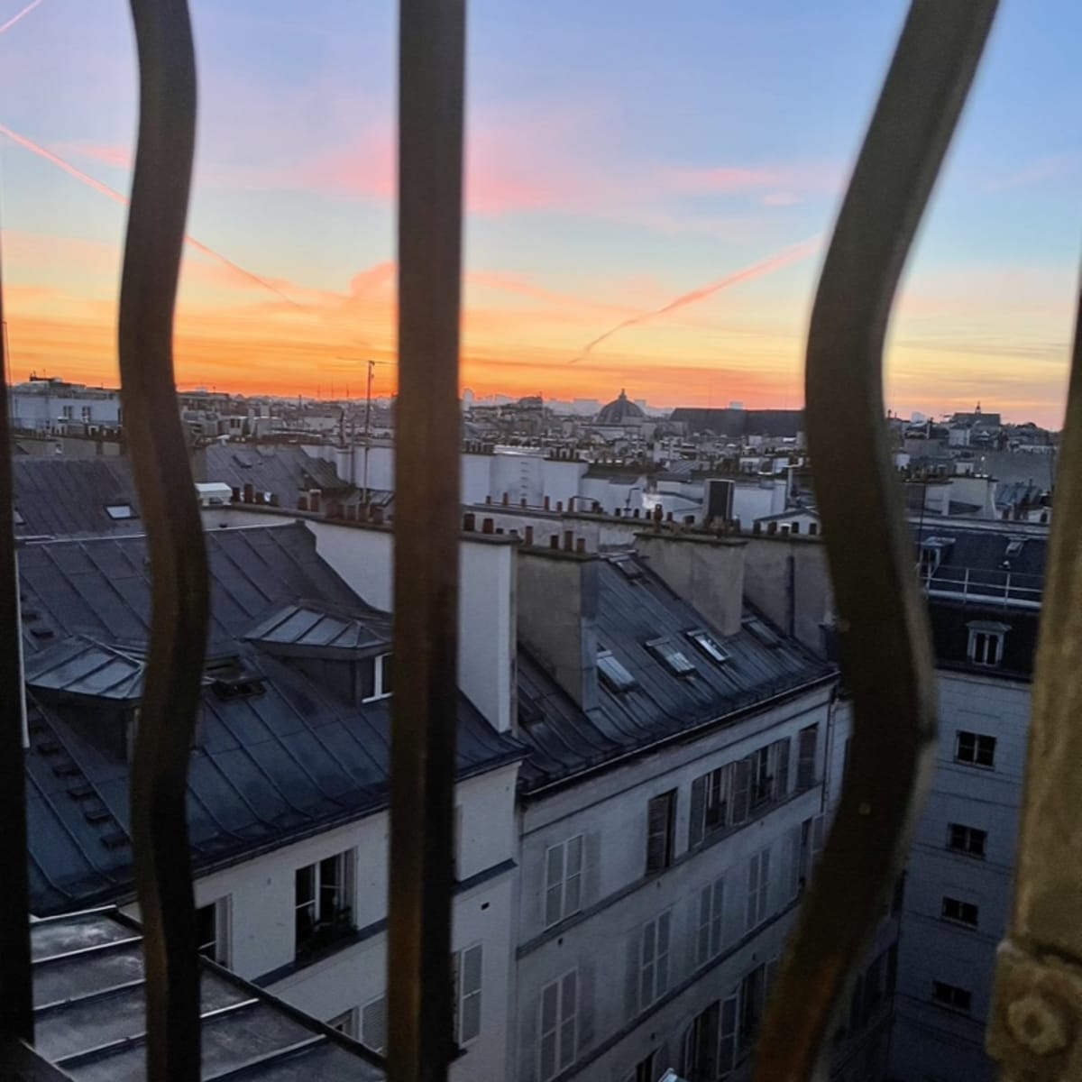 I equally loved this view from our bathroom–sunrise in Paris