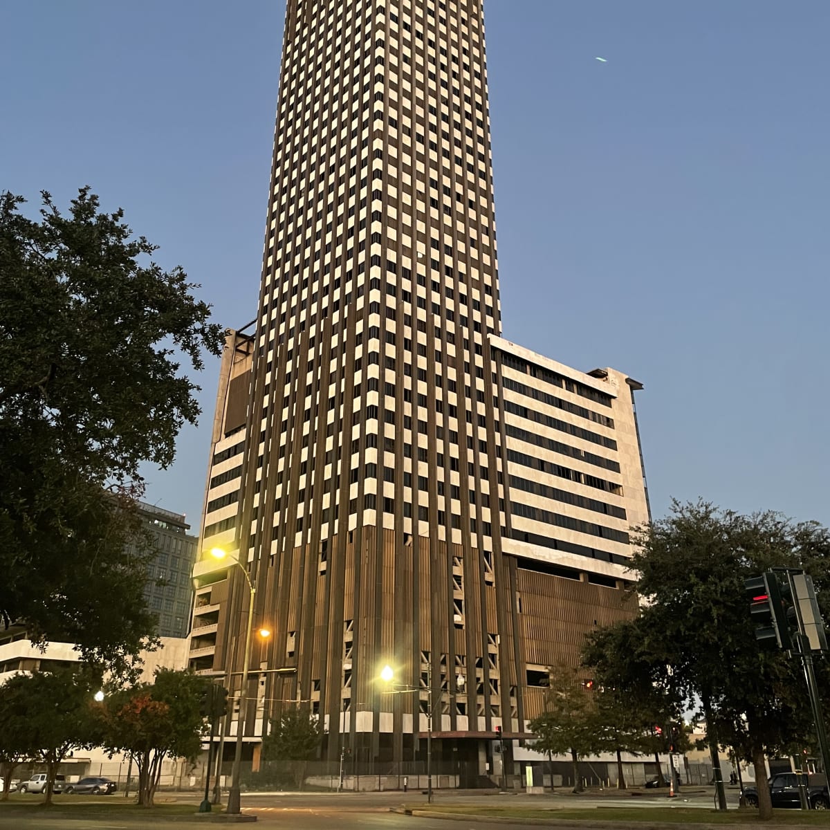 New Orleans’ 45-story abandoned tower
