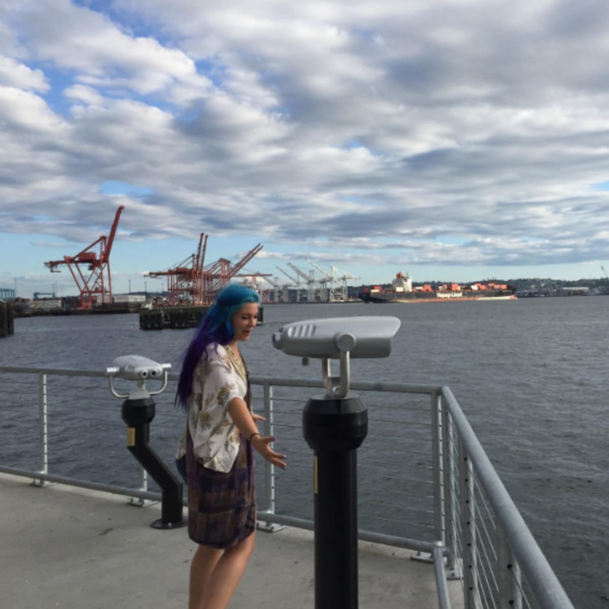 Sightseeing at the waterfront