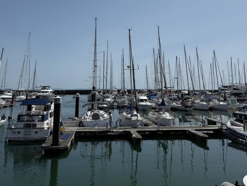 Day 4 · Cascais