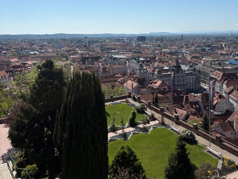 Day 4 · Graz