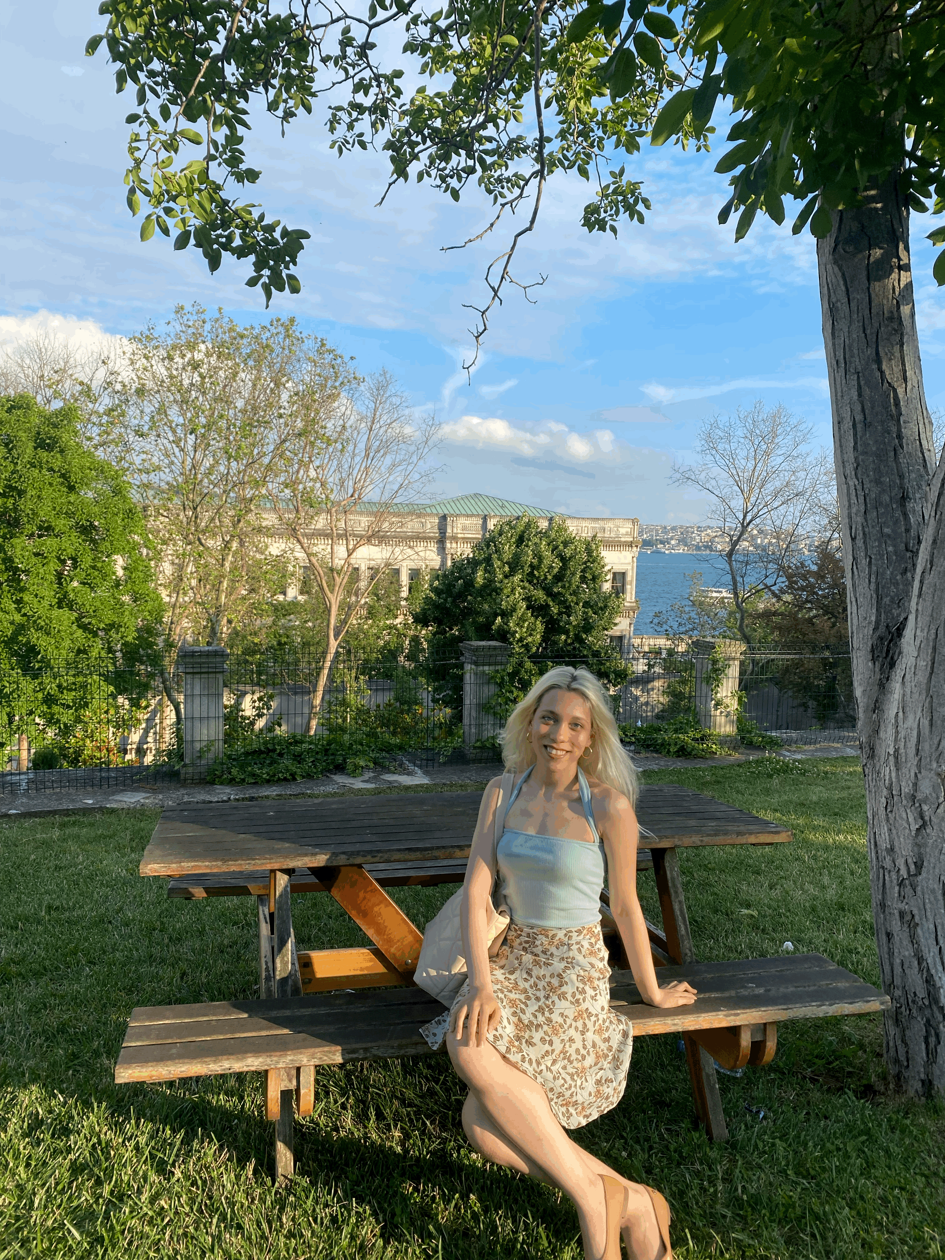 Exploring Istanbul at Full Speed Through the Eyes of a Local Tourist