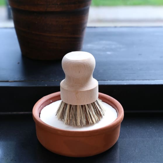 Boavista Circular Vaste afwasmiddel met navulbare terracotta keramische kom